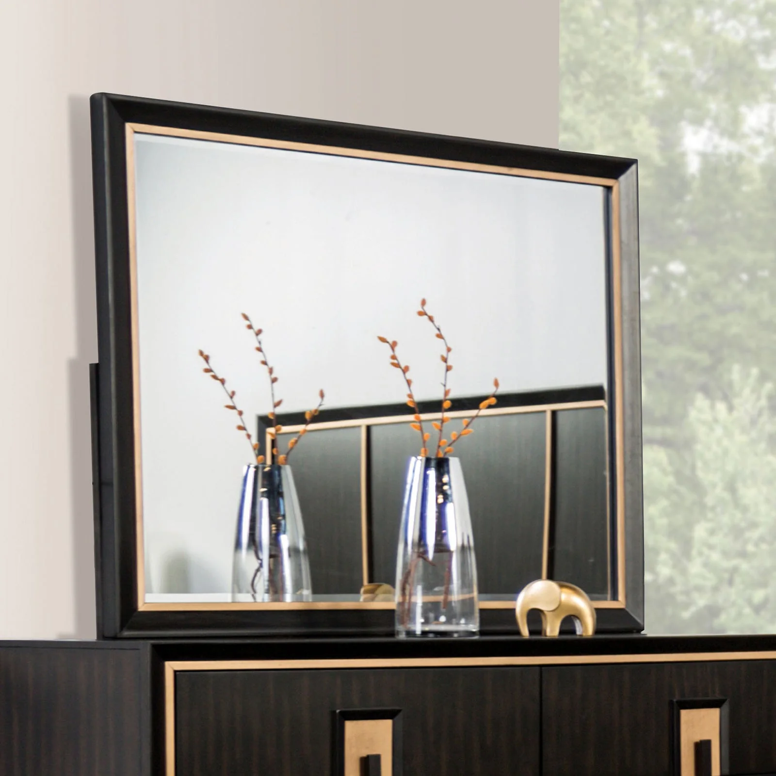 Kenyada Espresso Queen 5 Piece Bedroom Set w/Chest - Image 6