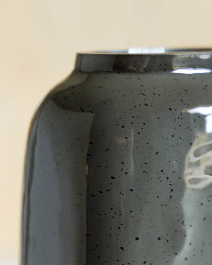 Kierlain Vase - Image 5