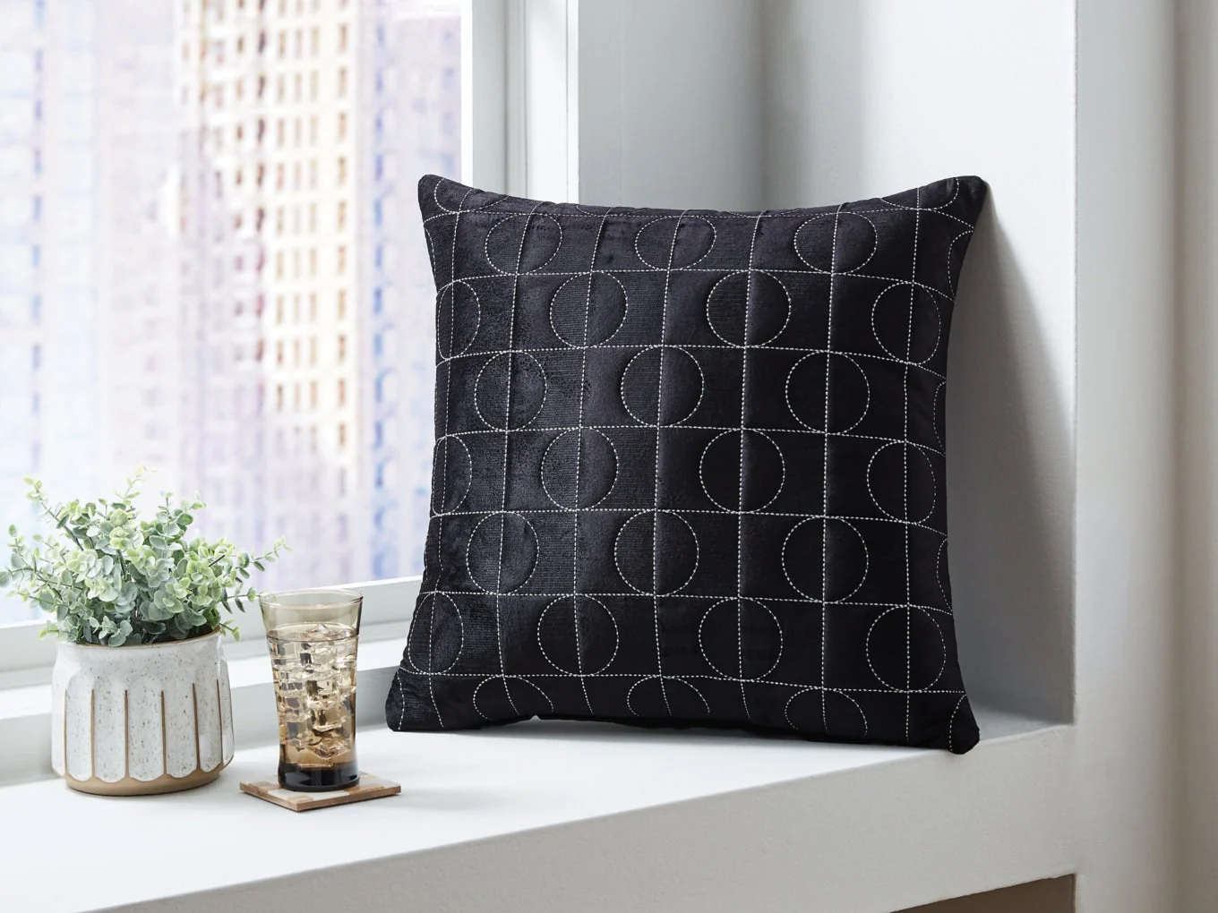 Kydner Pillow - Image 6
