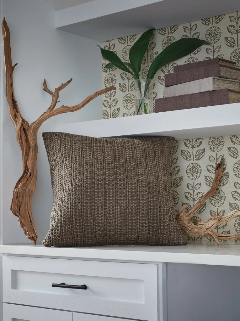 Landcher Pillow - Image 2