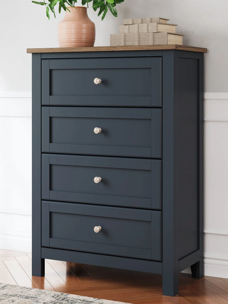 Landocken Dresser & Chest - Image 4