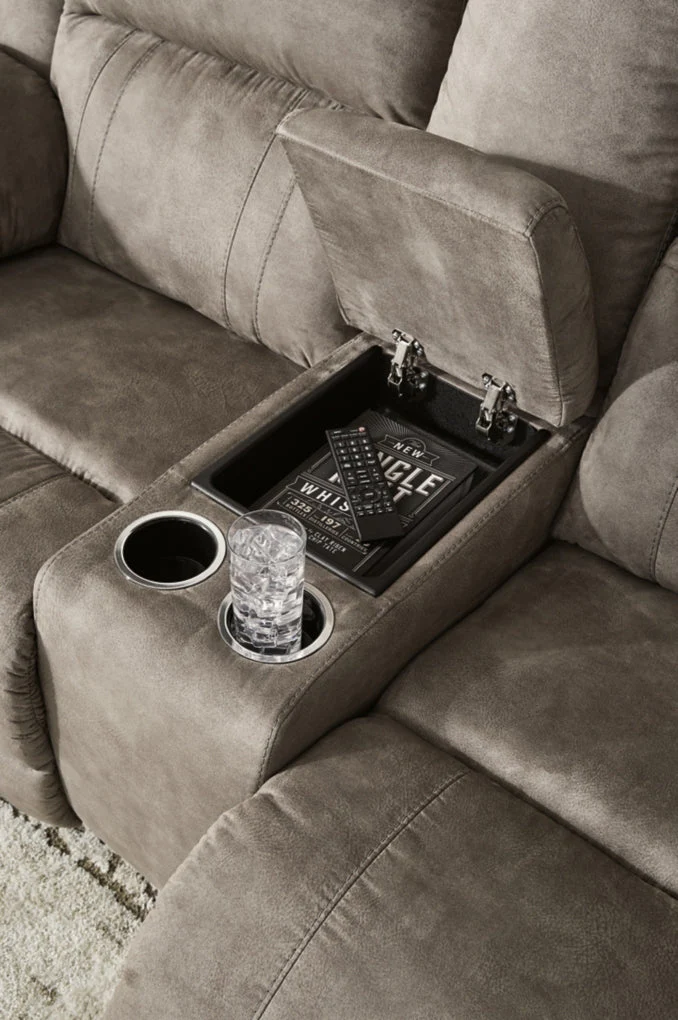 Laresview Living Room Set - Image 5