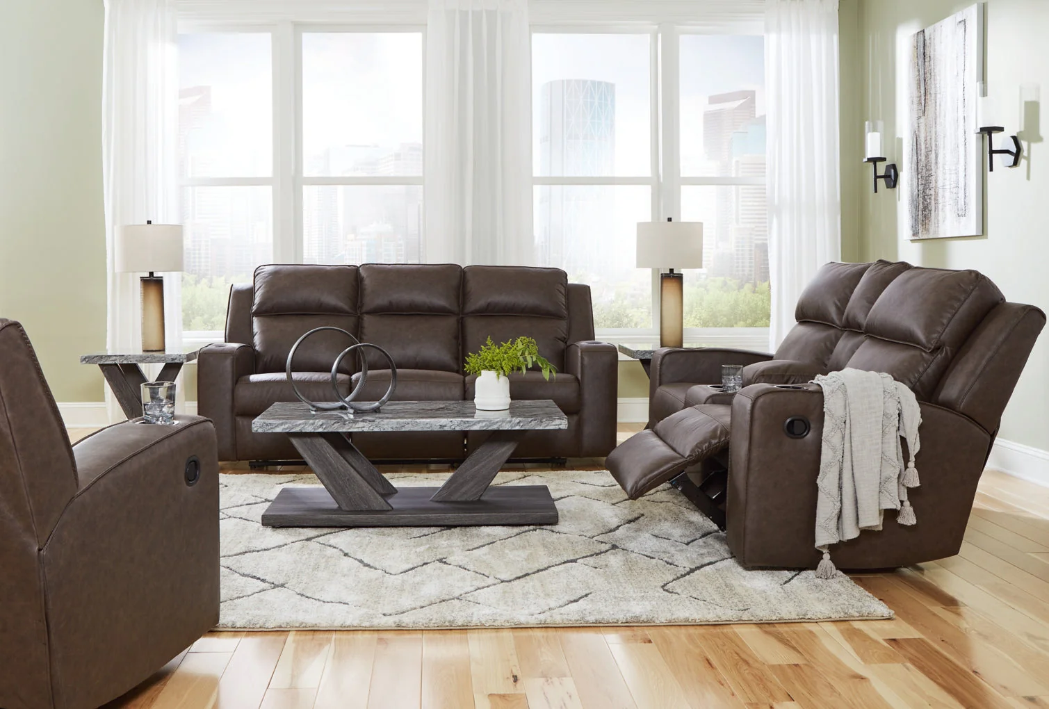 Lavenhorne Living Room Set - Image 3