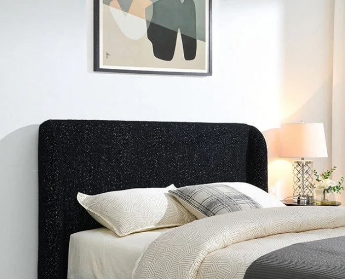 Laverni Black E.King Bed - Image 3
