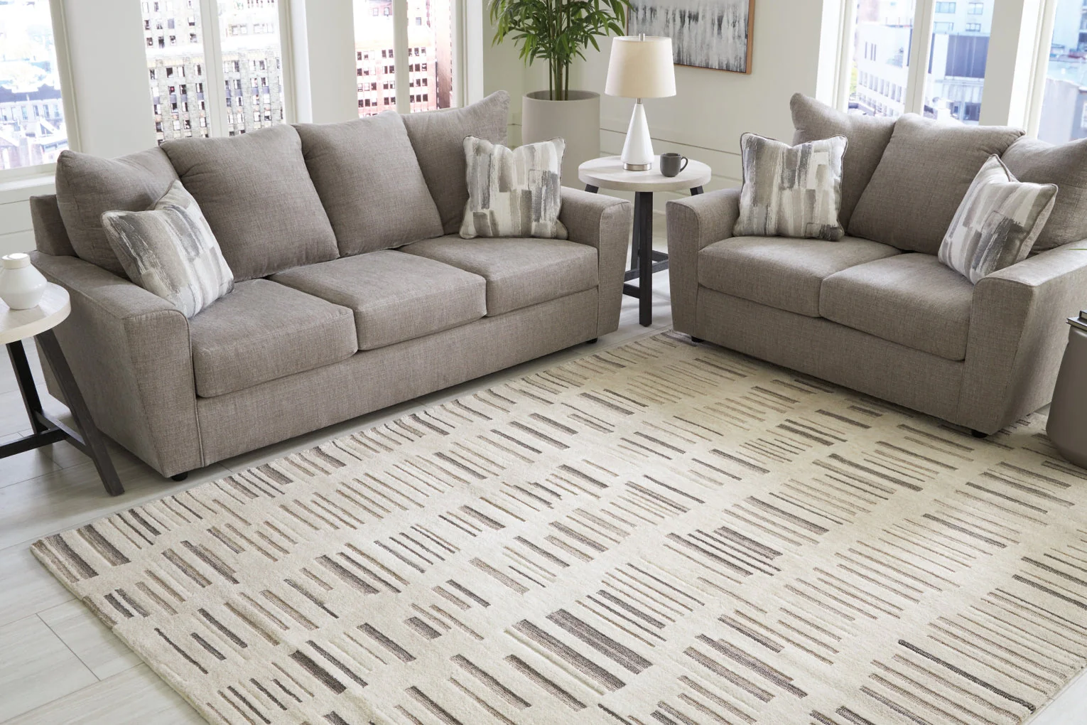 Leesdale Rug - Image 3