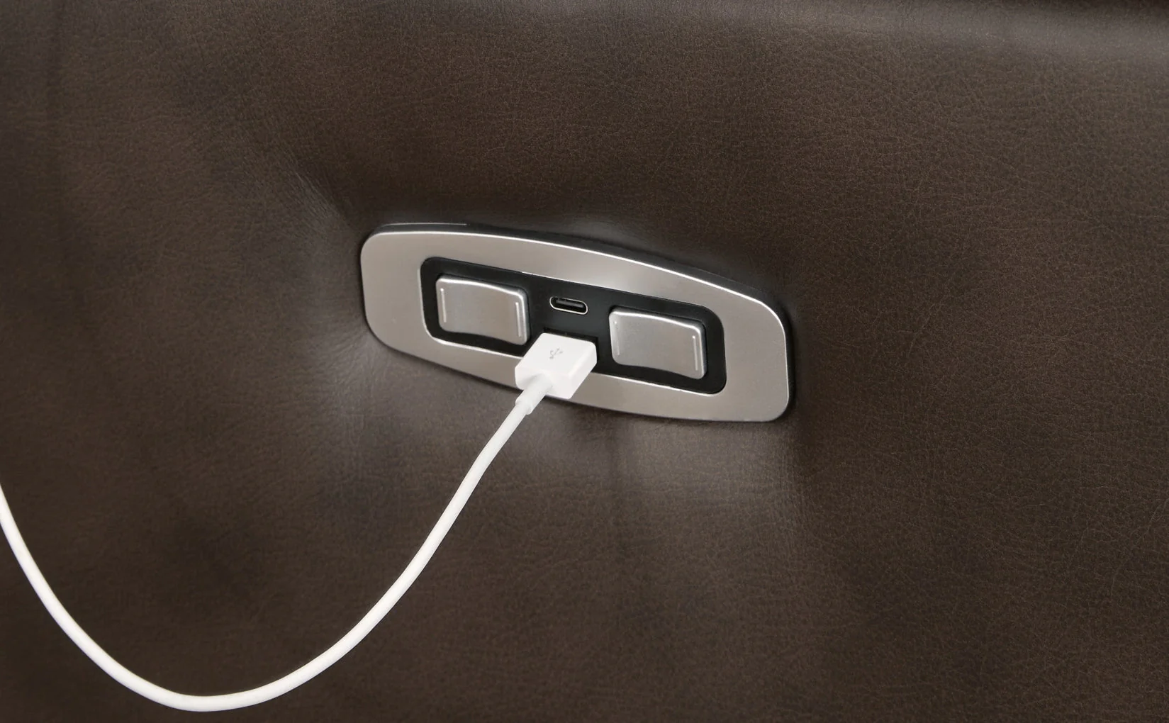 Leesworth Reclining Power Loveseat - Image 7