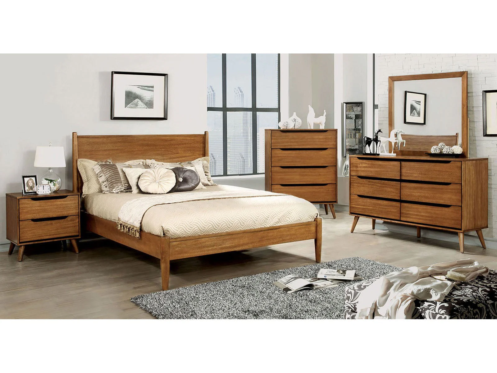 Lennart Oak 5 Pc. Queen Bedroom Set w/ Chest
