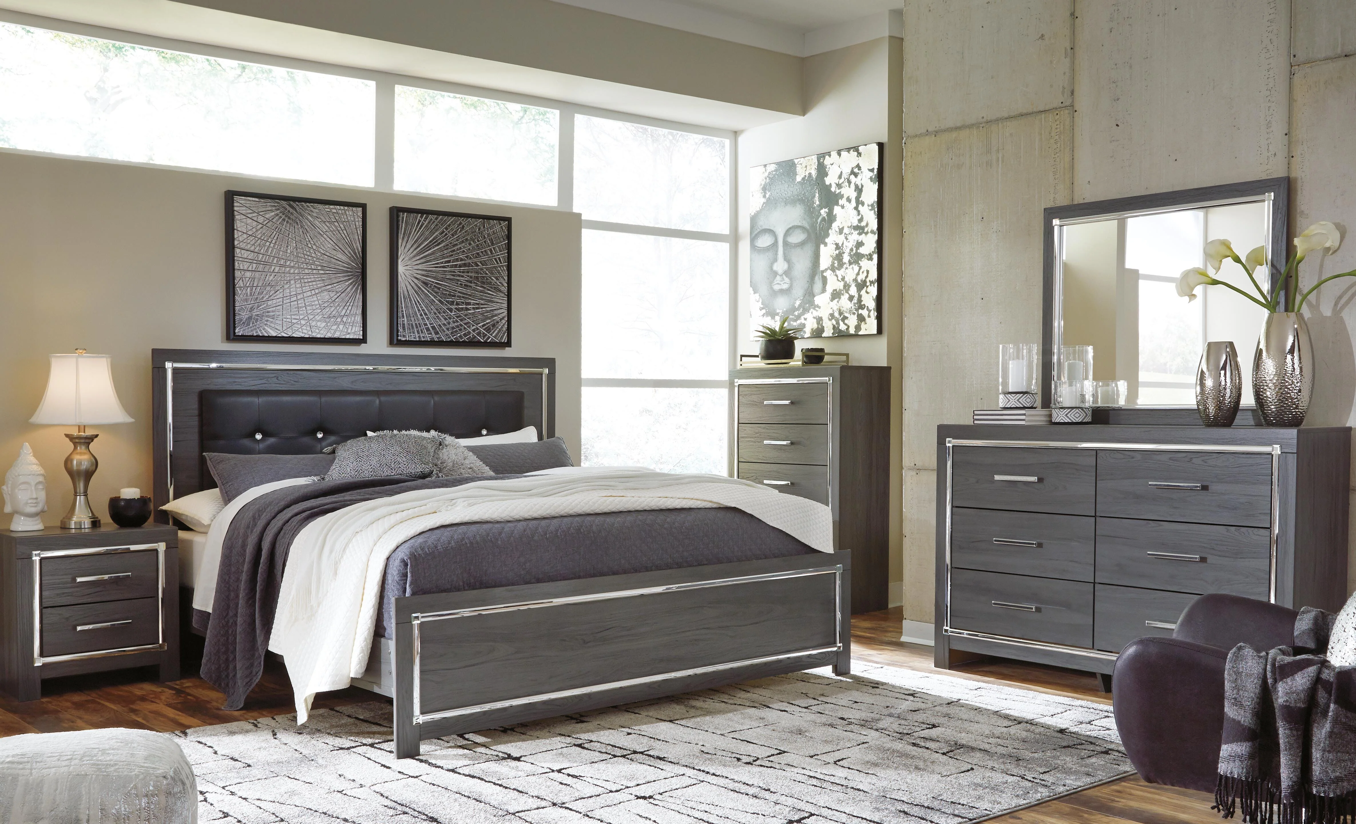 Lodanna Bedroom Set - Image 10