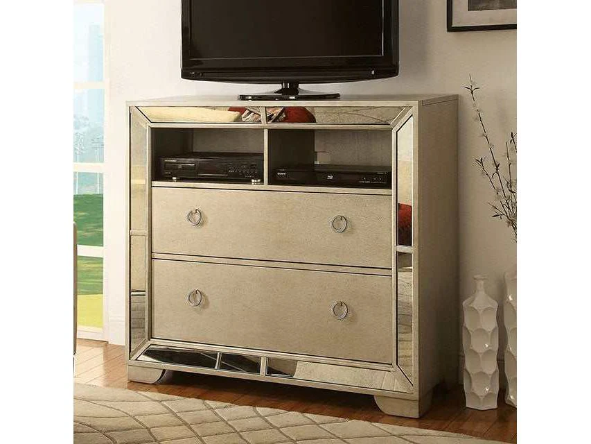 Loraine Champagne Media Chest