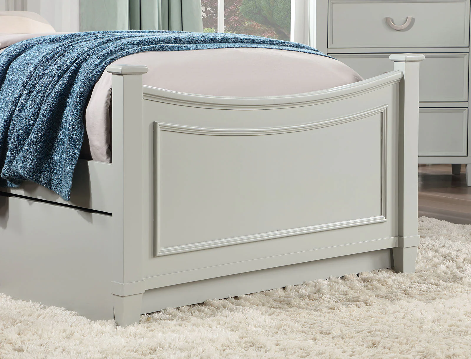 Lycorida Gray 4 Pc. Full Bedroom Set - Image 2