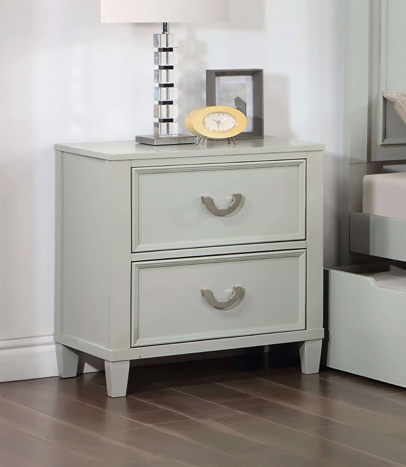 Lycorida Gray 4 Pc. Full Bedroom Set - Image 7