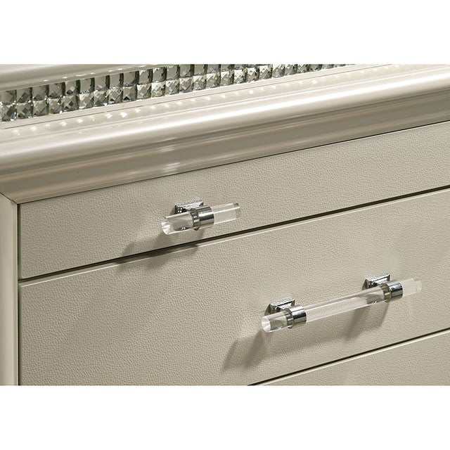 Maddie Pearl White/White California King Bed - Image 7