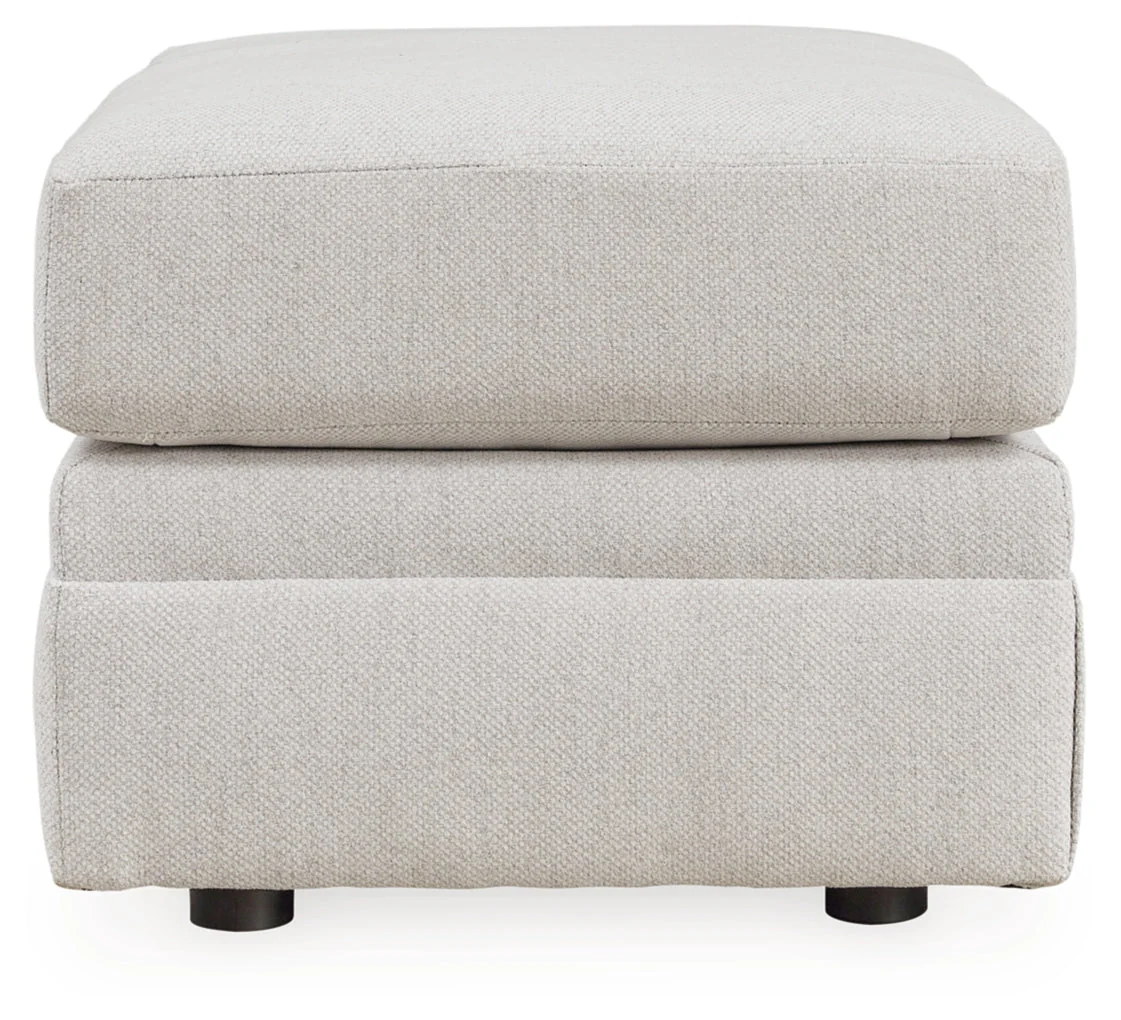 Maitelynn Chair and Ottoman - Image 5
