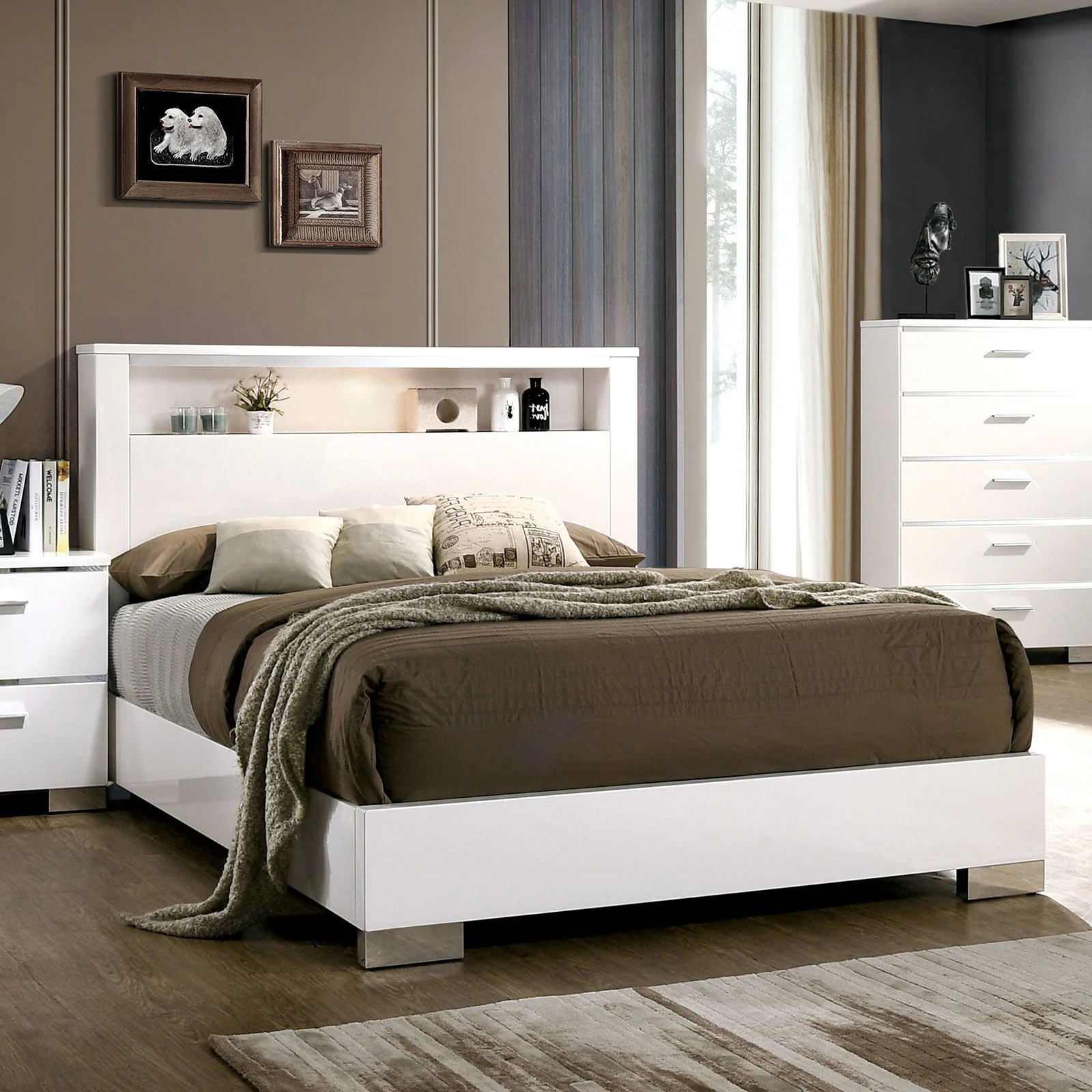 Malte White/Chrome 4 Pc. Queen Bedroom Set - Image 2