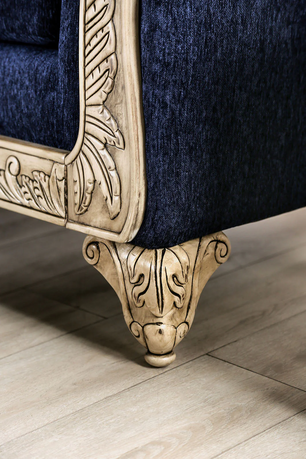 Marinella Royal Blue Loveseat - Image 6