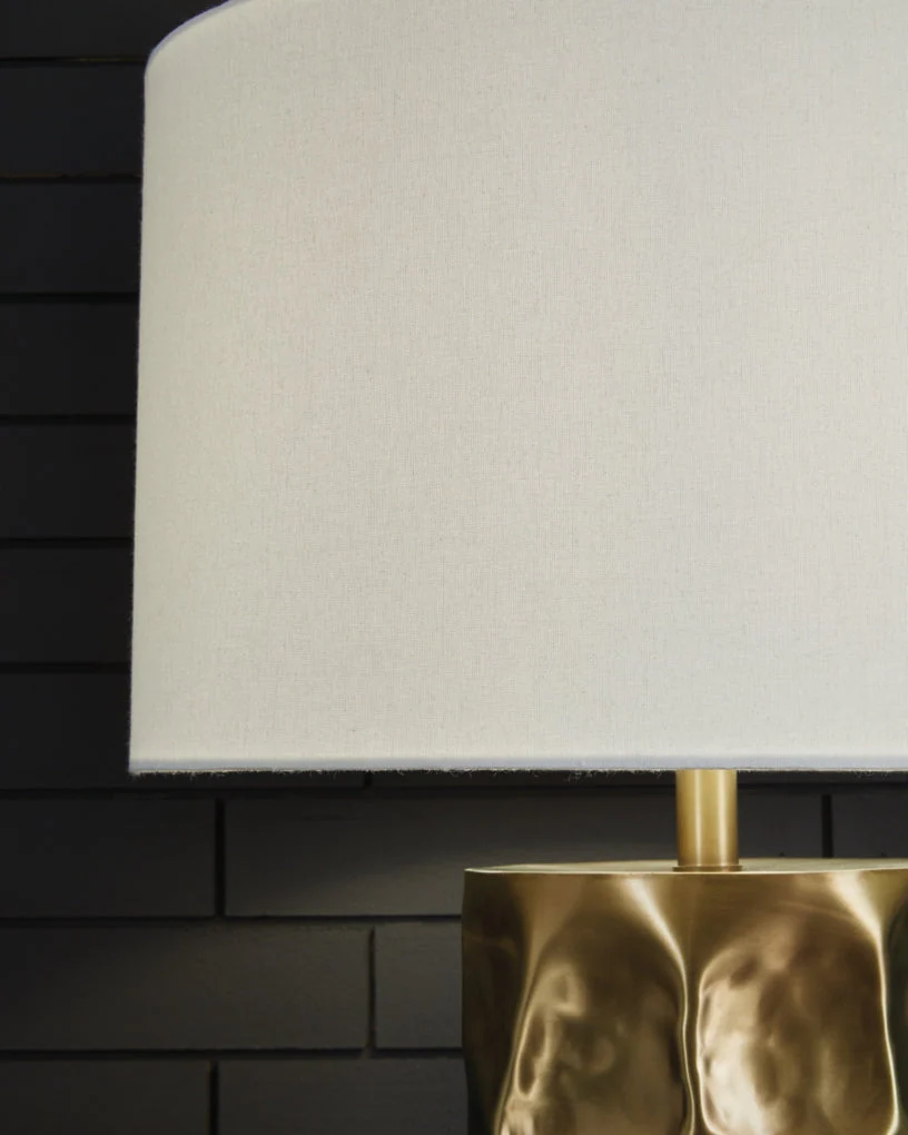 Marshawn Metal Table Lamp - Image 3