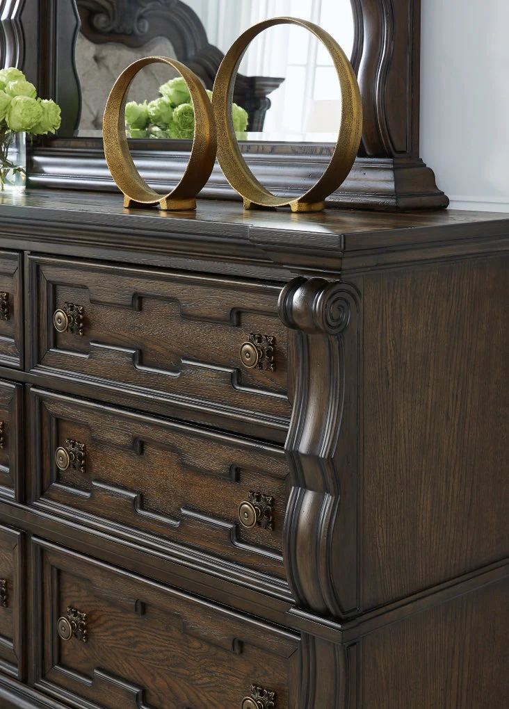 Maylee Dresser and Mirror - Image 5