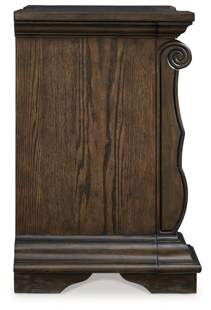 Maylee Three Drawer Night Stand - Image 5
