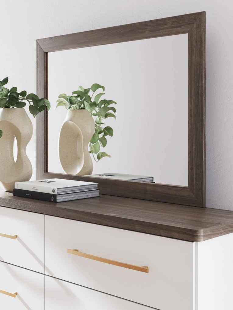 Mazilar Dresser and Mirror - Image 9