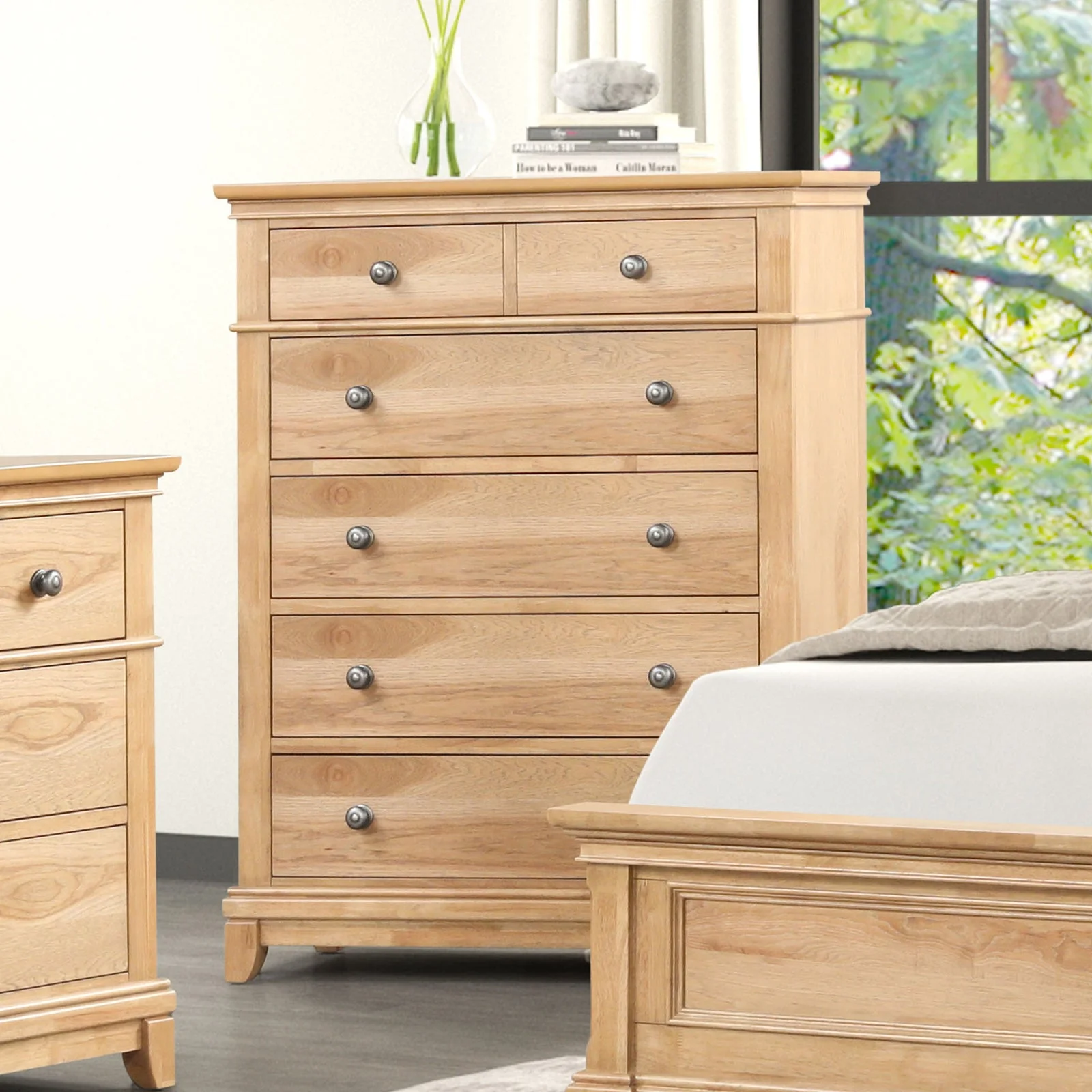 Mchenry Natural Oak Queen 5 Piece Bedroom Set w/Chest - Image 3