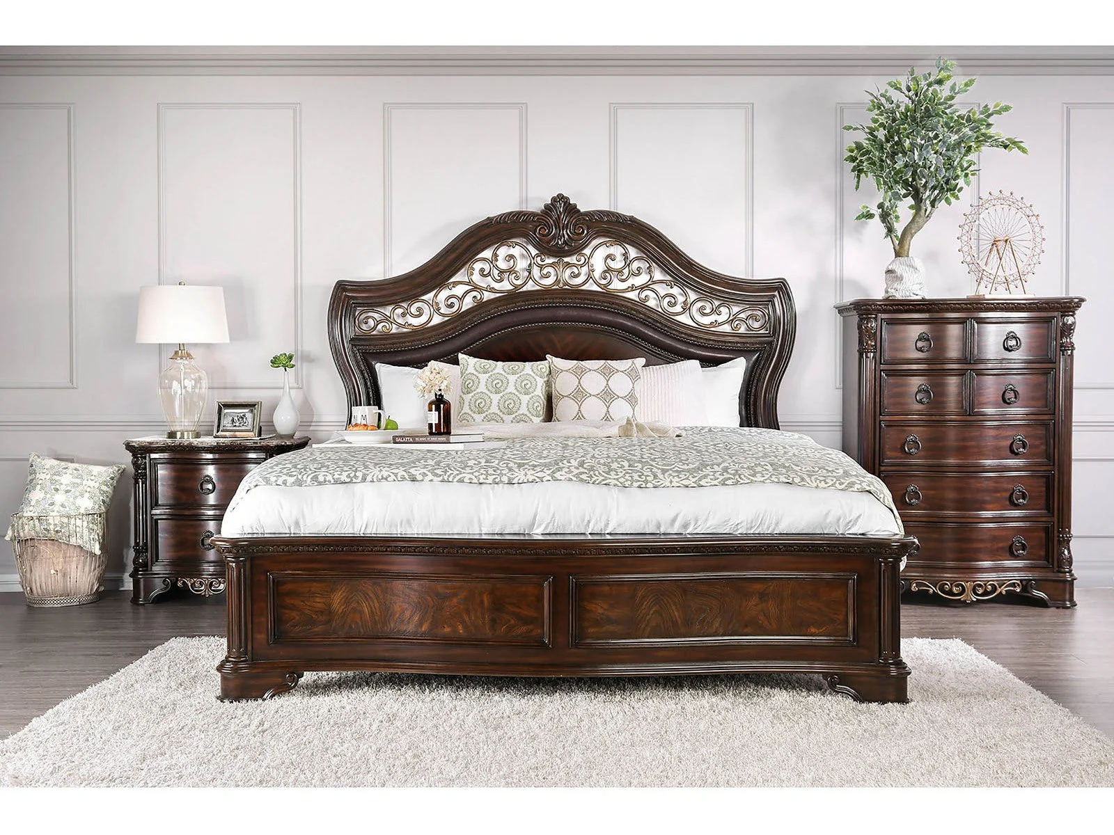 Menodora Brown Cherry 4 Pc. Queen Bedroom Set