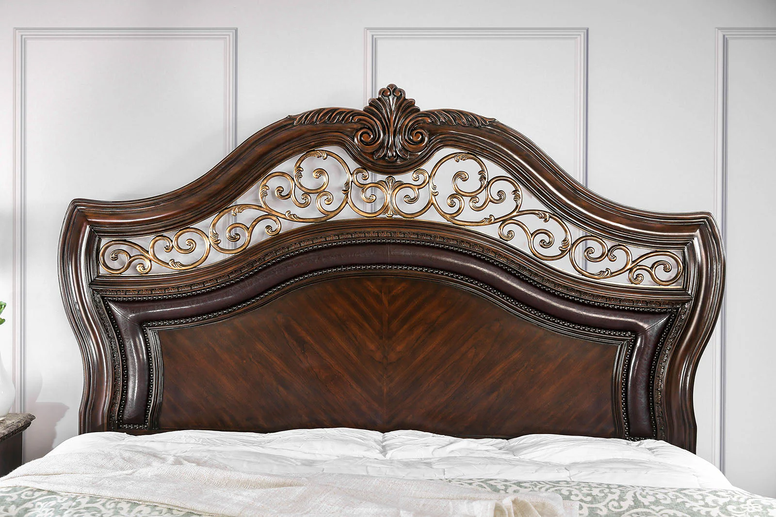 Menodora Brown Cherry 4 Pc. Queen Bedroom Set - Image 3
