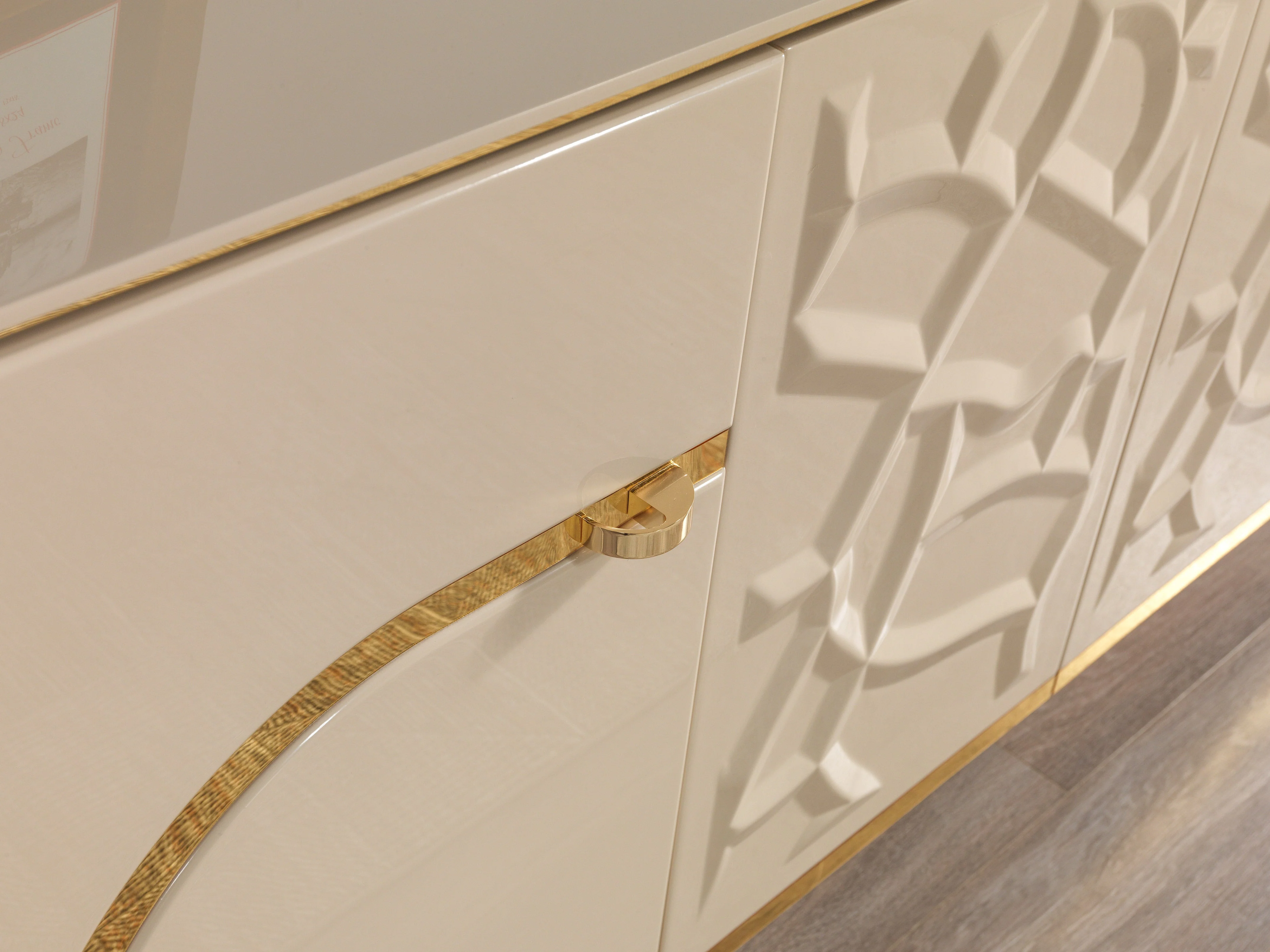 Helena Ivory Dining Server - Image 4