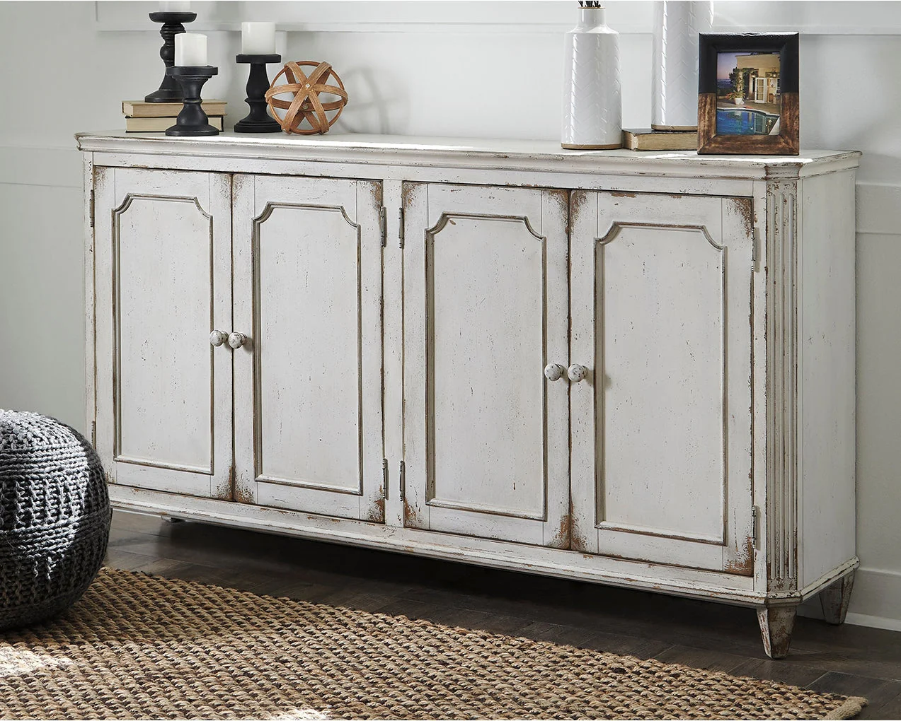 Mirimyn Accent Cabinet - Image 3