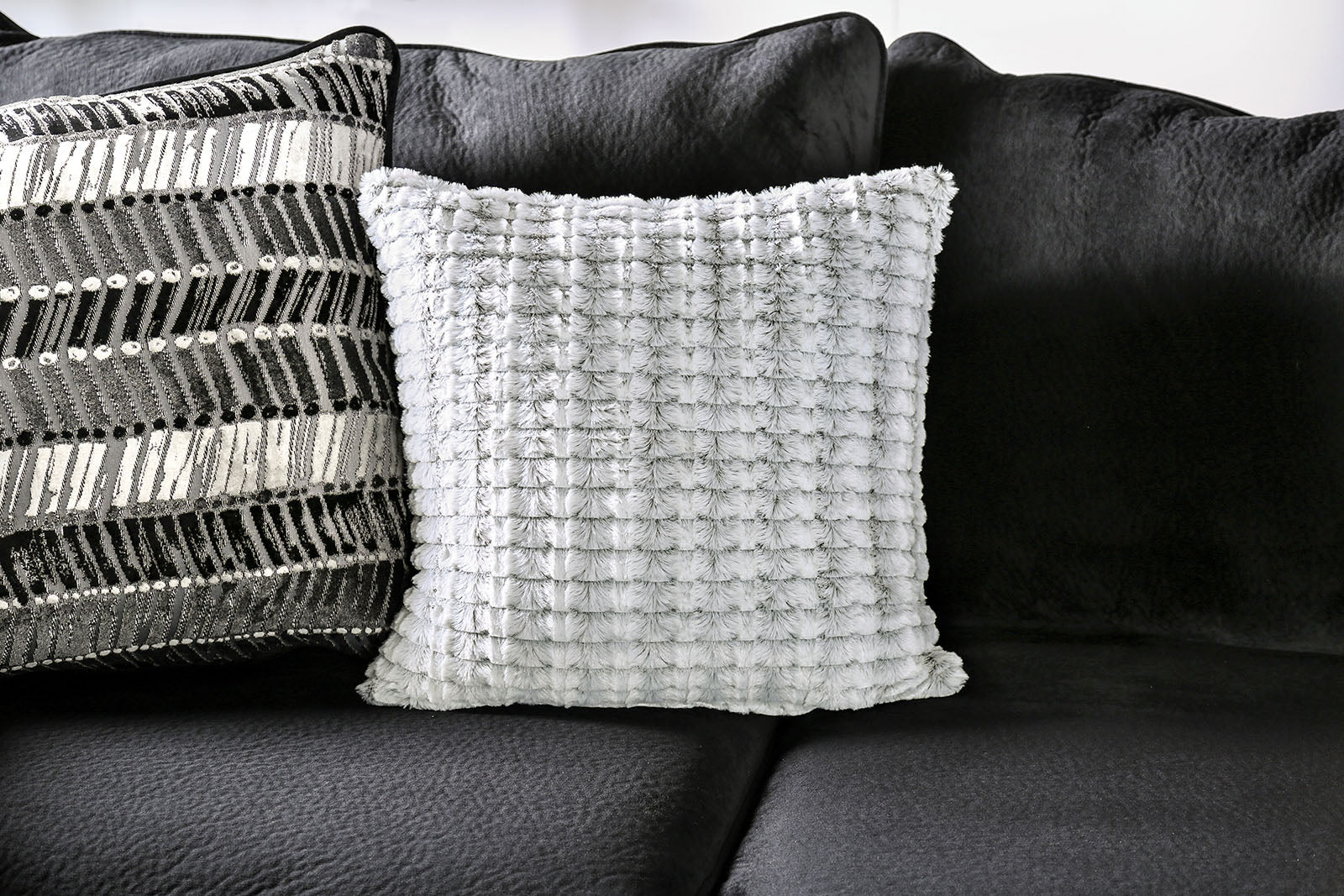 Modbury Black Sectional - Image 4