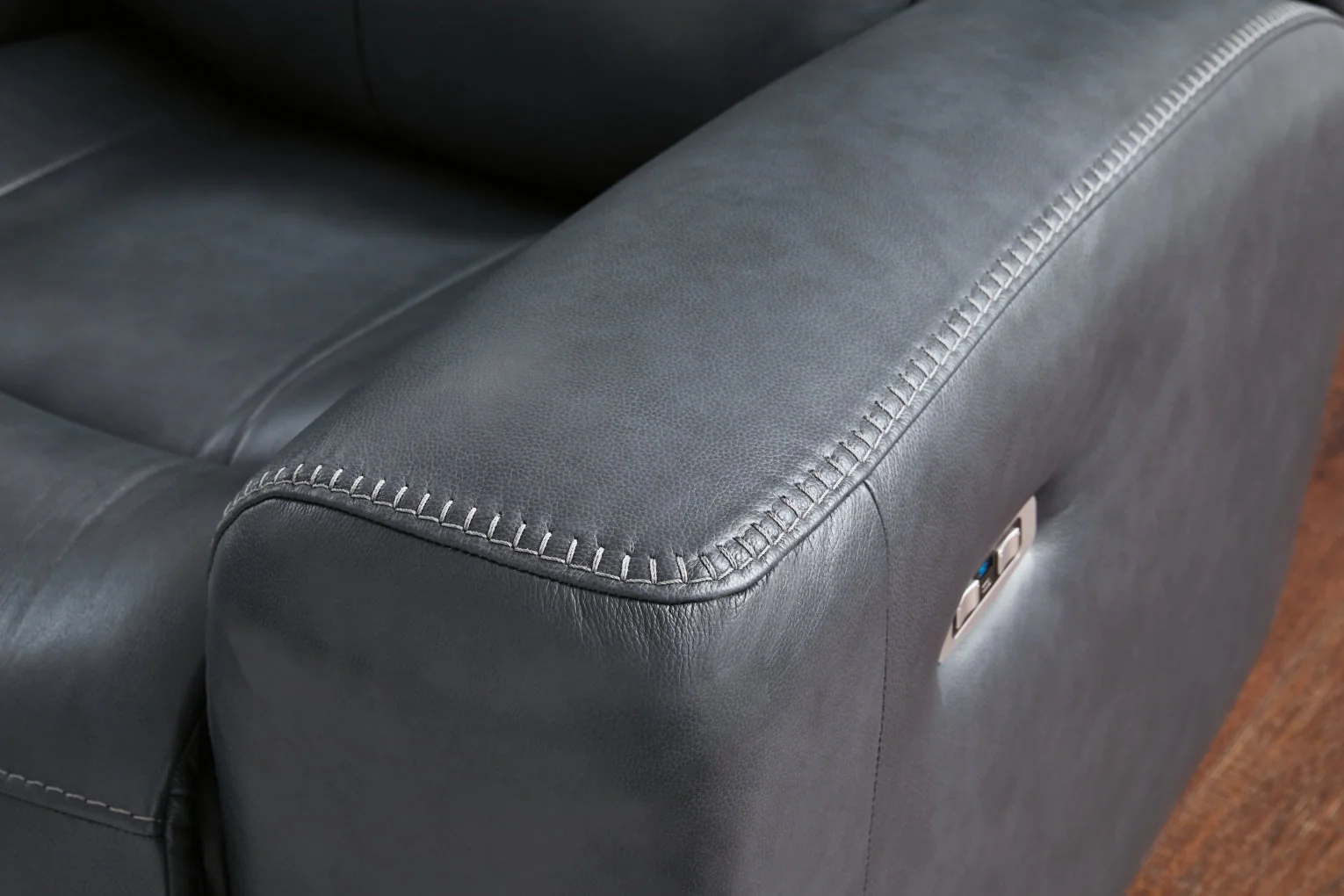 Momentum Moves Power Reclining Sofa with Adjustable Headrest - Image 15