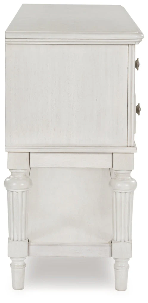 Montelaine Dining Room Server - Image 5