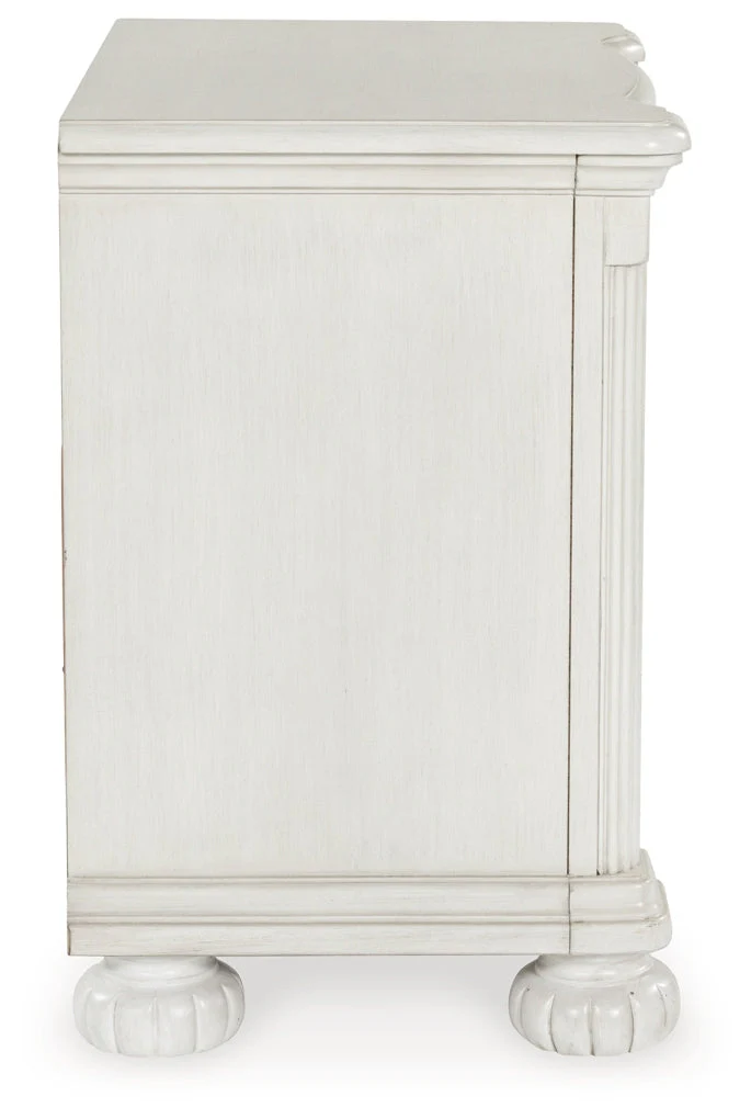 Montelaine Three Drawer Night Stand - Image 5