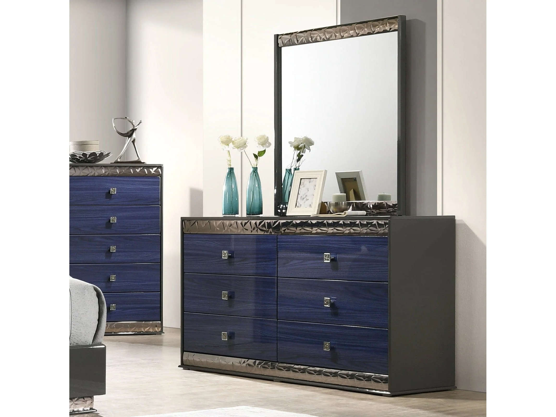 Morcote Ash Gray/Indigo Blue Dresser