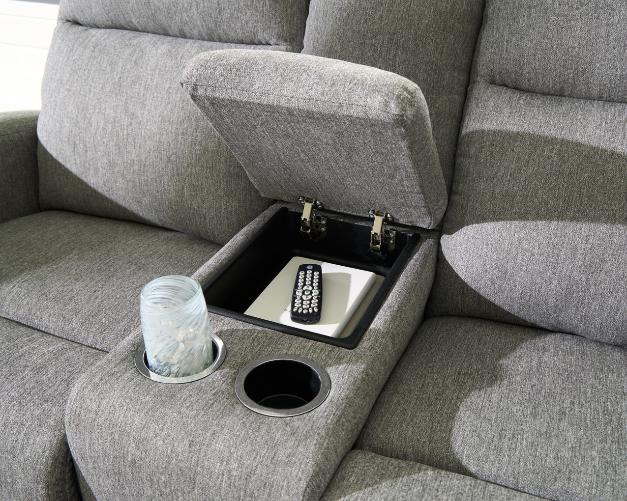 Moreau Place DBL Reclining Loveseat w/Console - Image 8