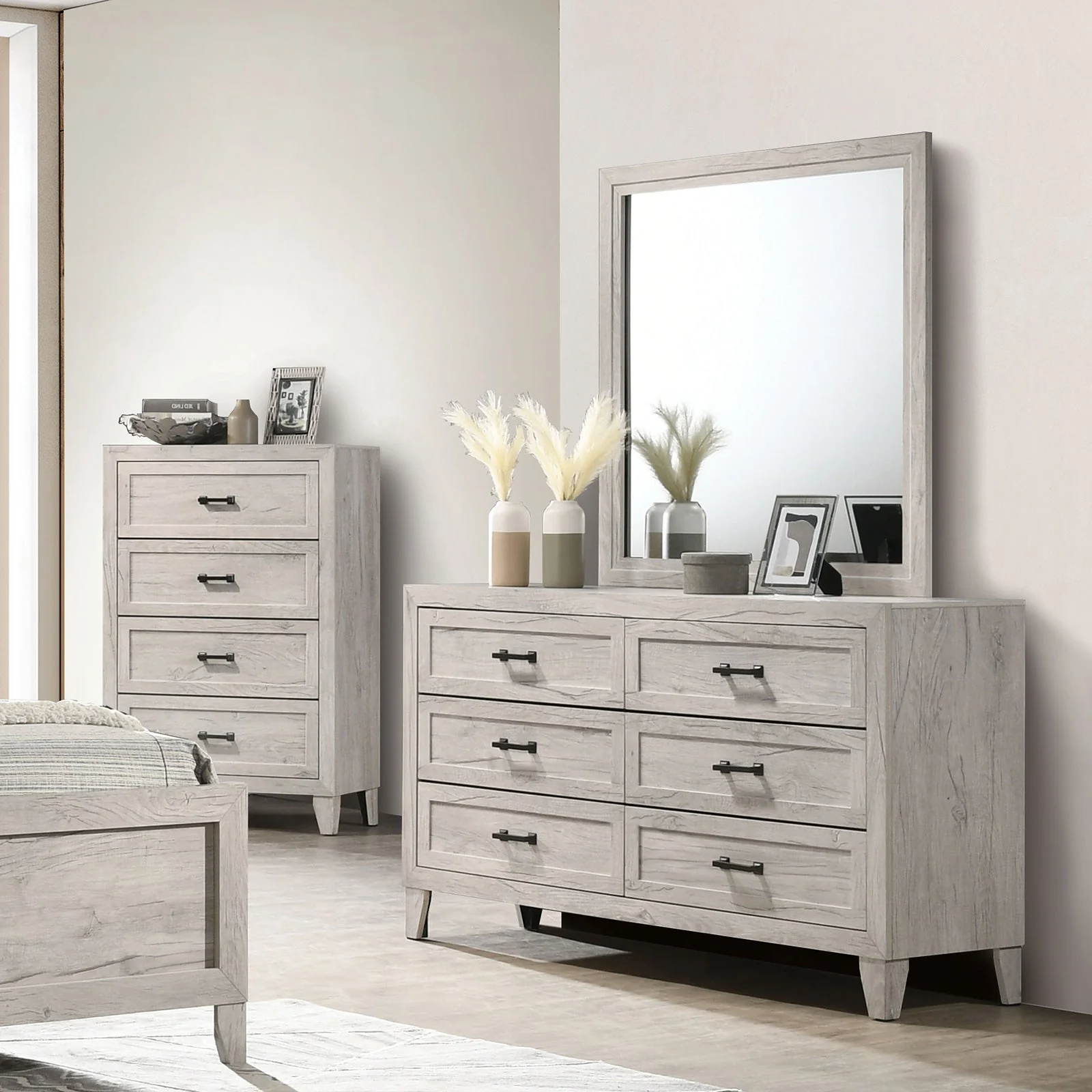 Mysen White Wash Queen Bedroom Set / 4-piece - Image 4