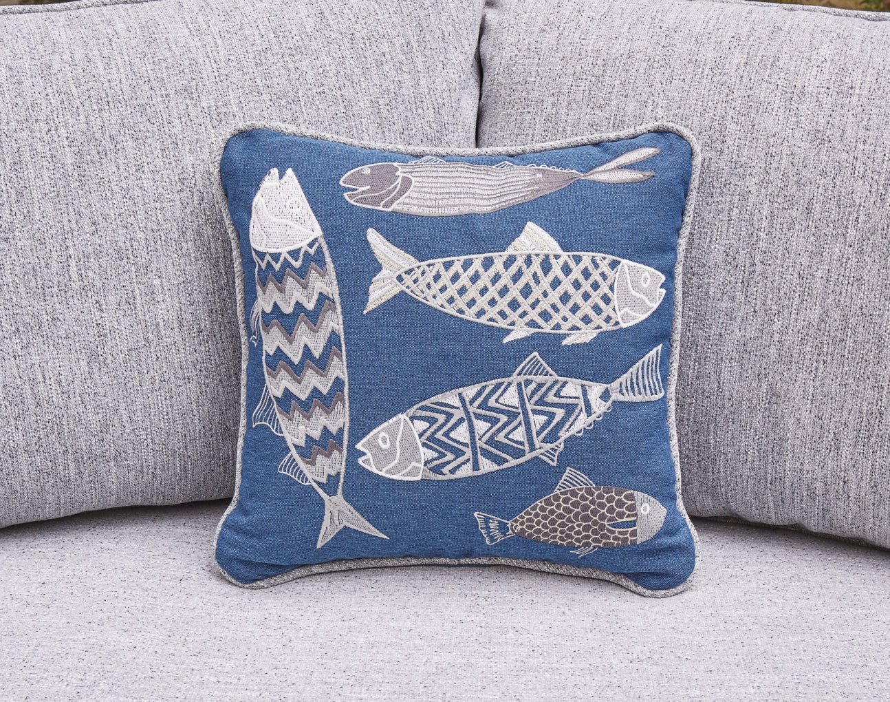 Naples Beach RAF/LAF Loveseat w/CUSH (2/CN) - Image 4