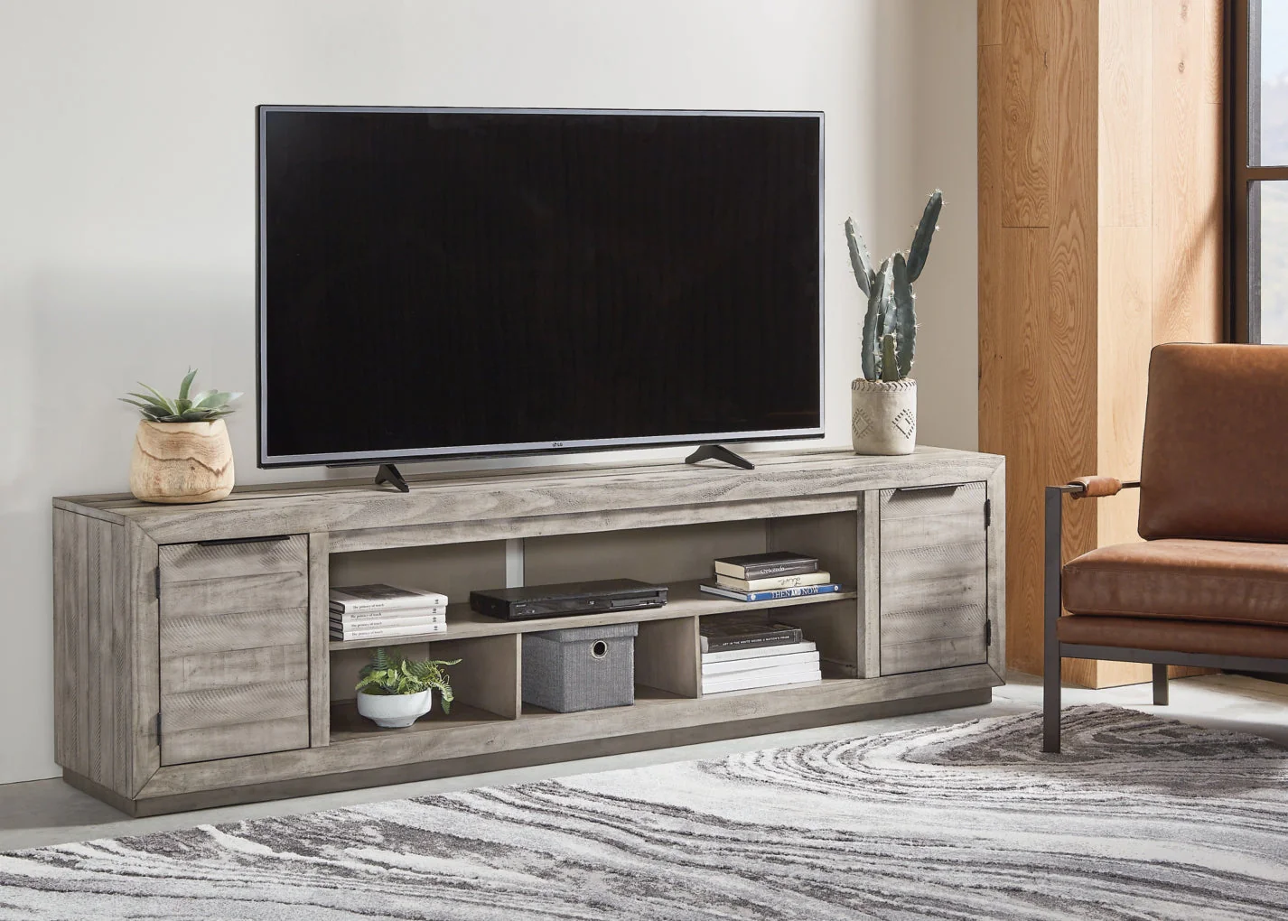 Naydell XL TV Stand w/Fireplace Option - Image 2