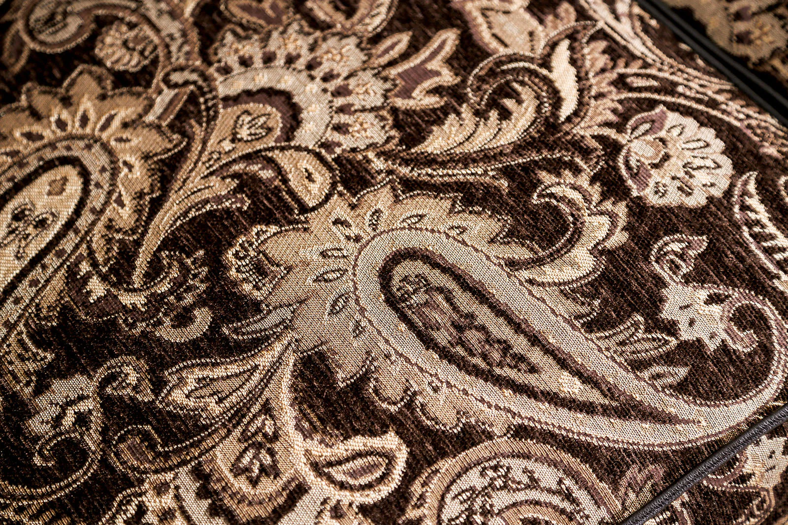 Newdale Brown/Gold Loveseat - Image 6