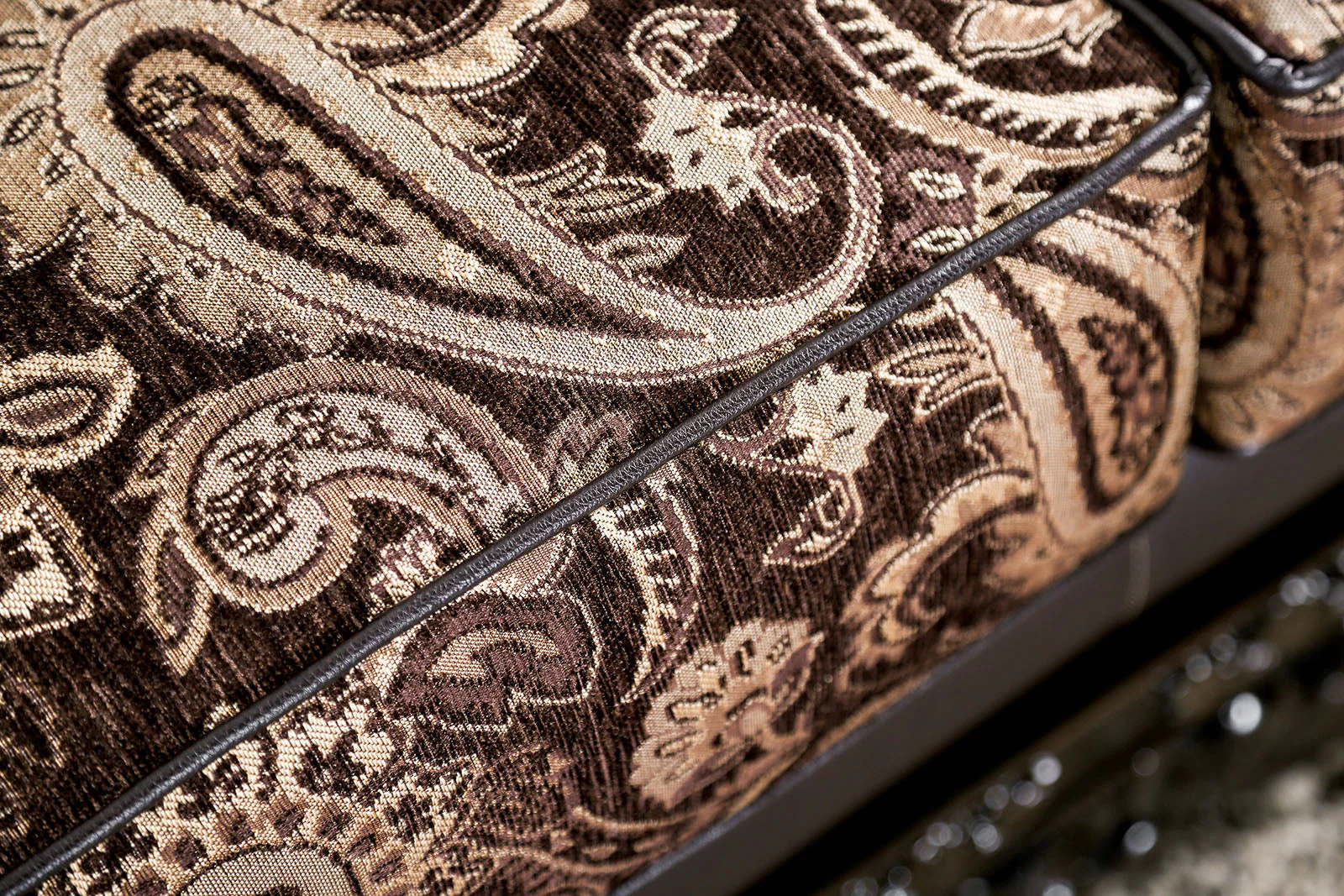 Newdale Brown/Gold Loveseat - Image 7