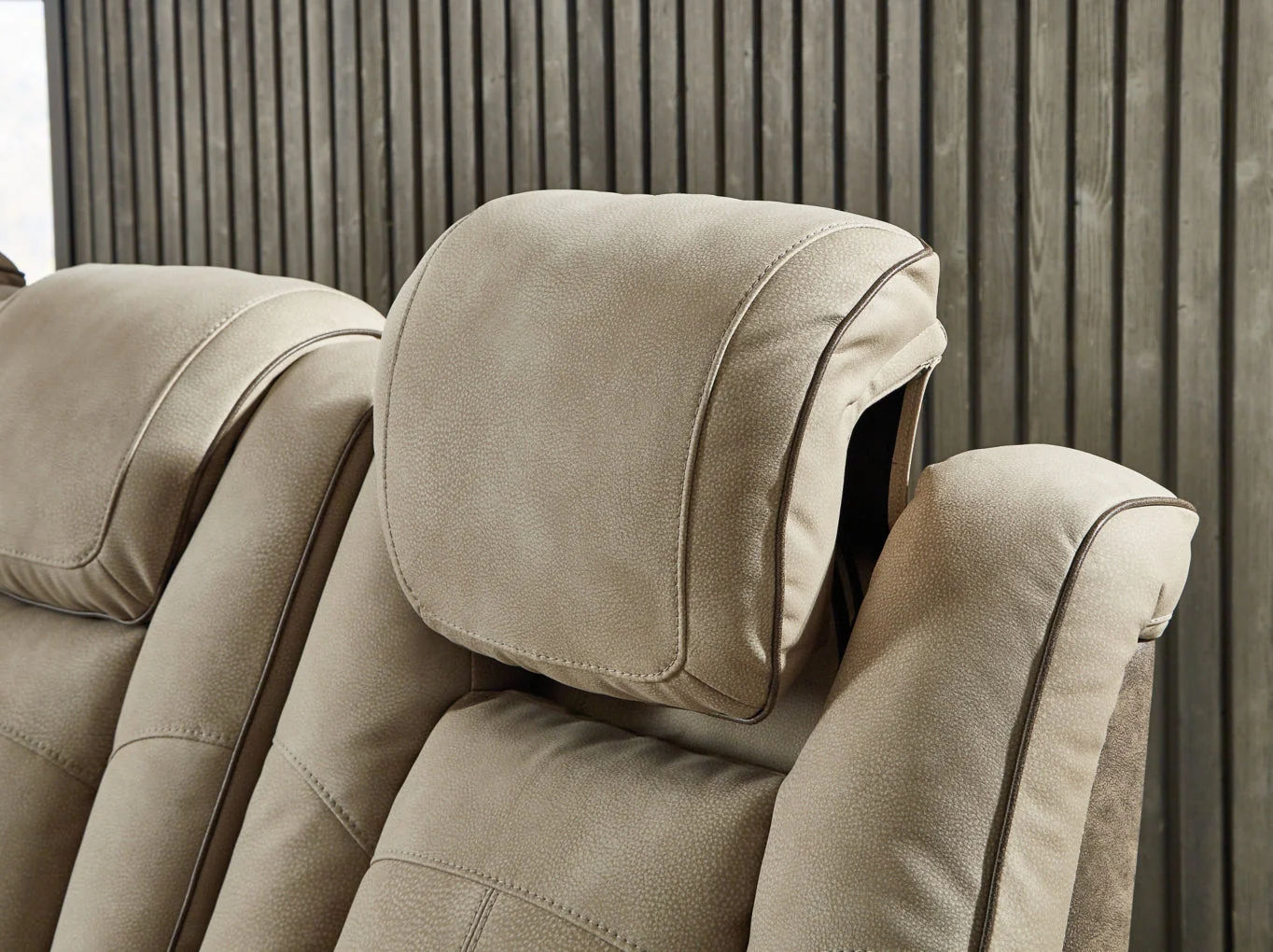 Next-Gen Durapella Power Reclining Loveseat/Console/Adjustable Headrest - Image 14