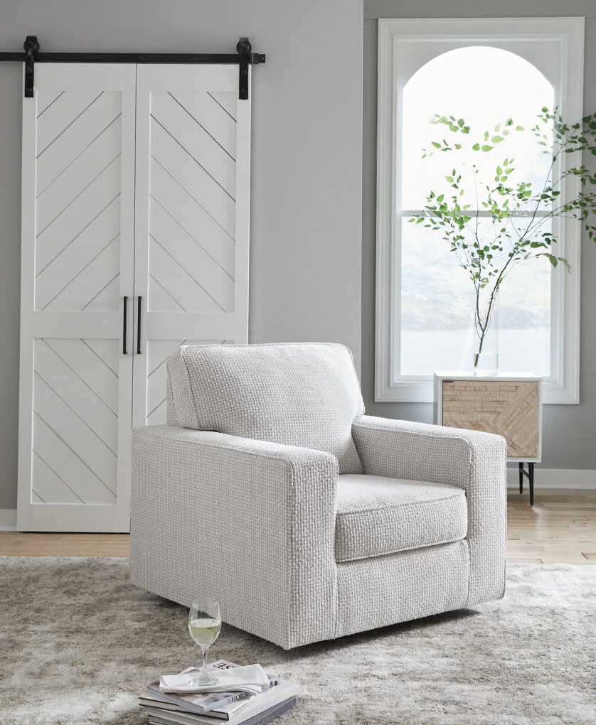 Olwenburg Swivel Accent Chair - Image 2