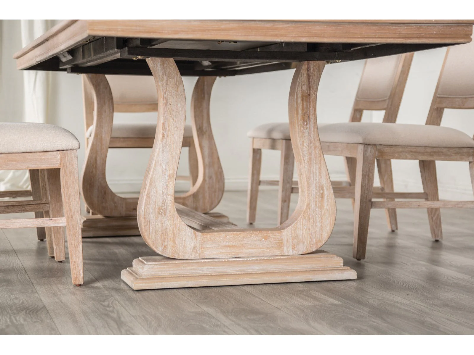 Orbetello Natural/Beige Dining Table