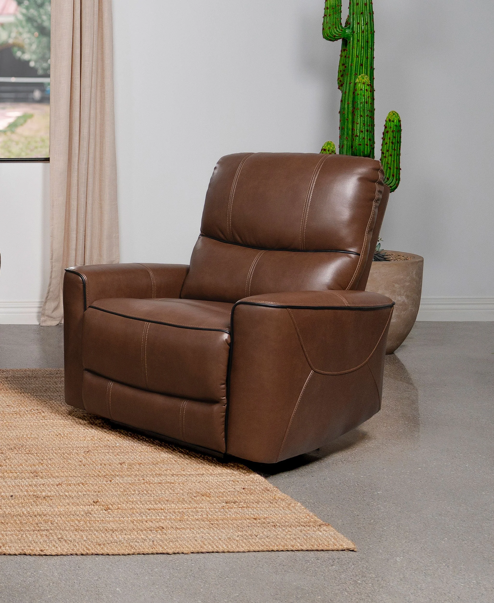 Greenfield Upholstered Power Recliner Chair - Image 6