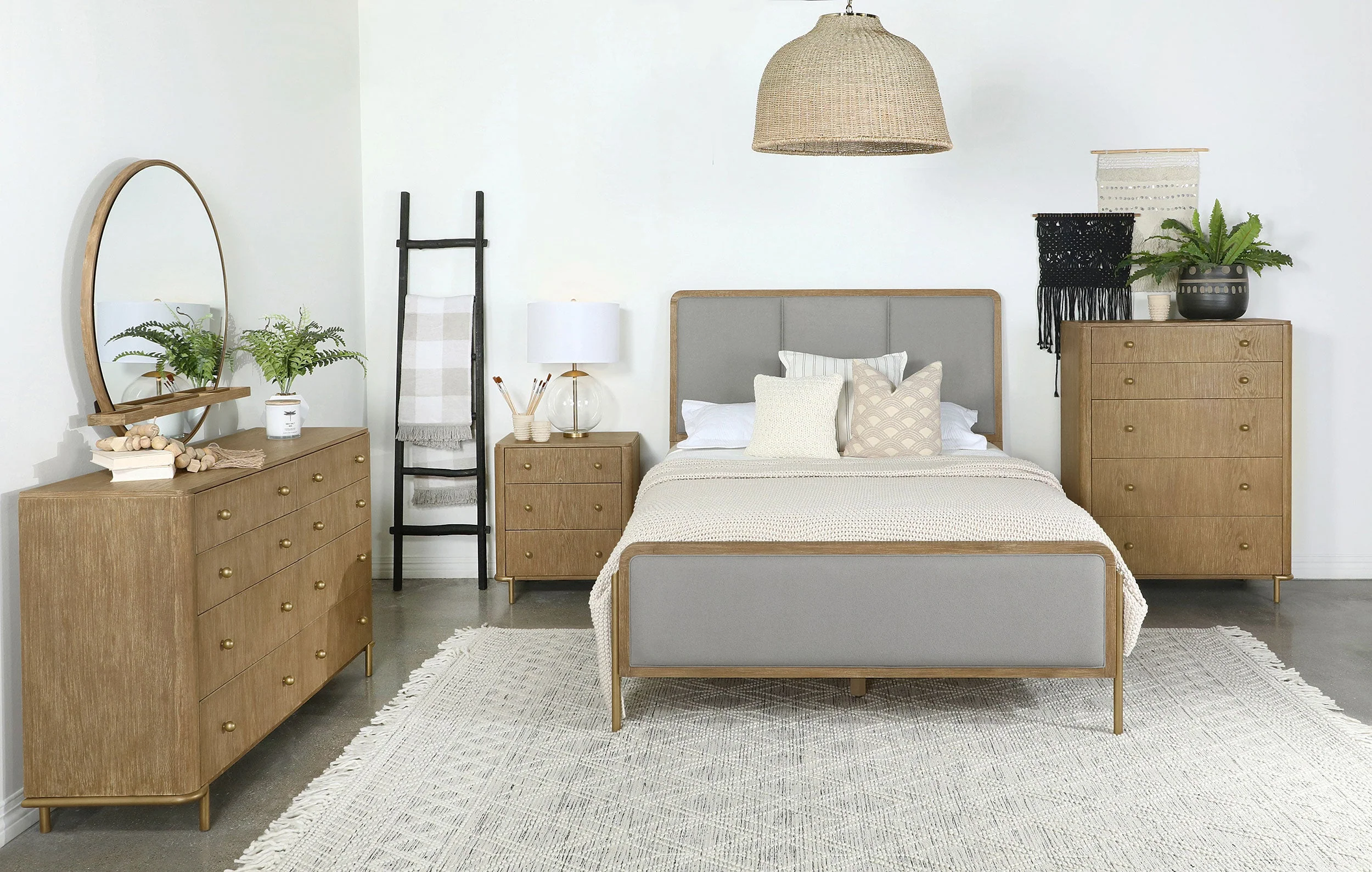 Arini Bedroom Set - Image 9