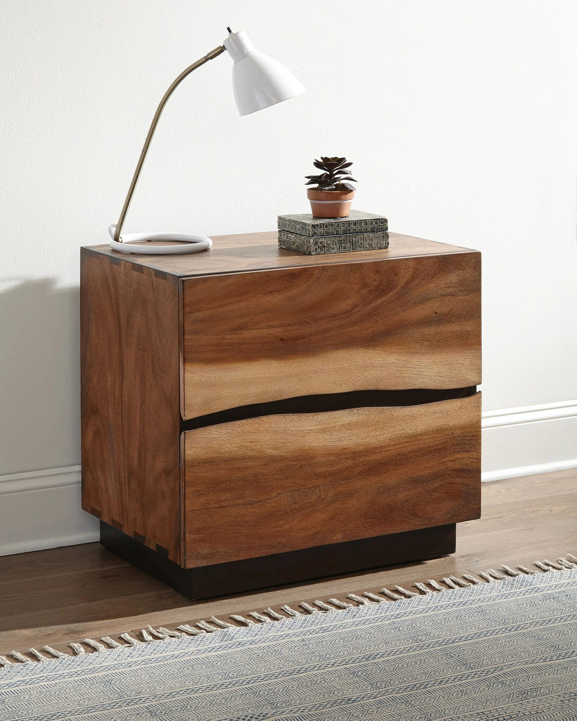 Winslow 2-drawer Nightstand Smokey Walnut - Image 3