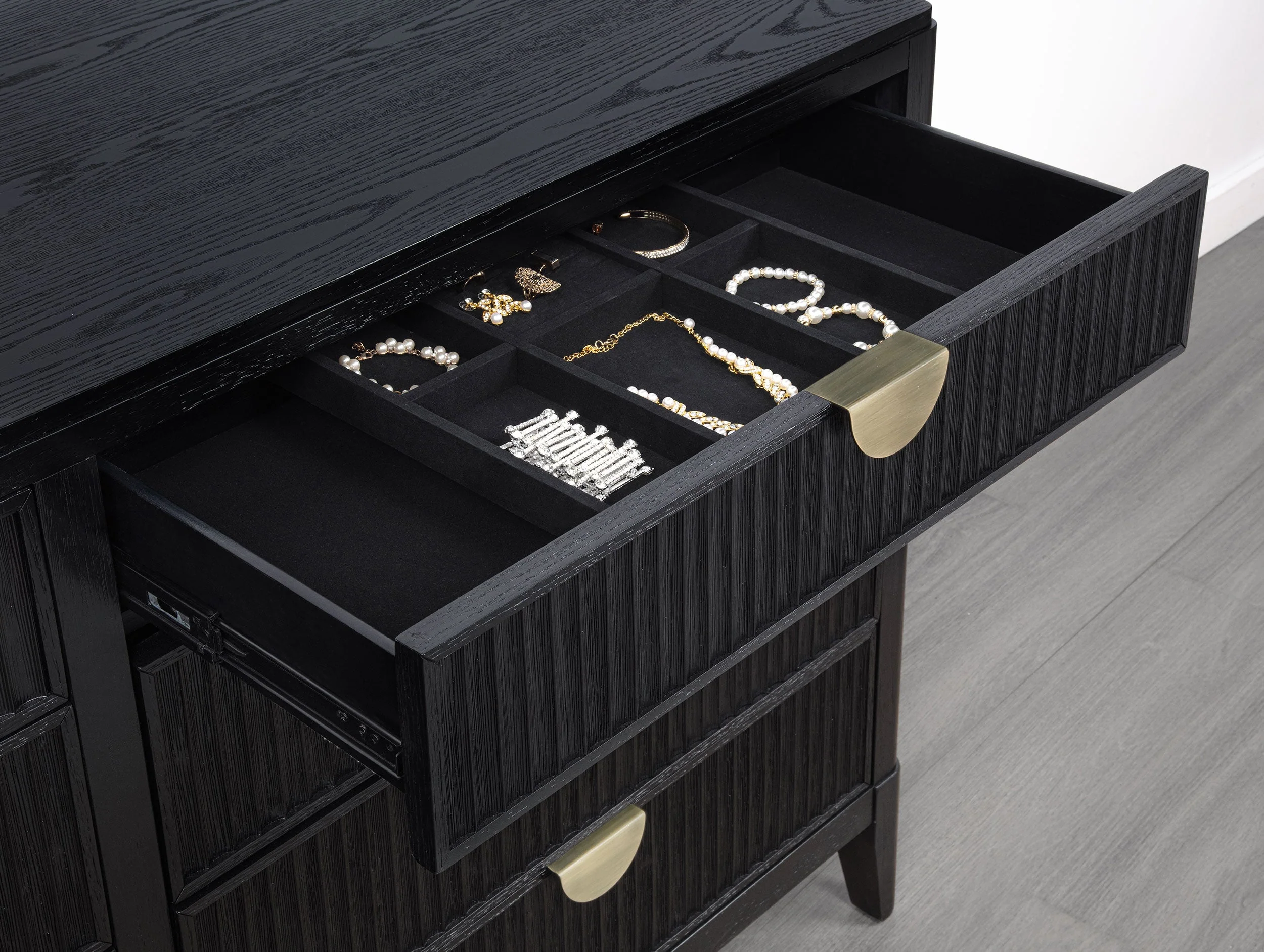 Brookmead 8-drawer Dresser with Mirror Black - Image 11