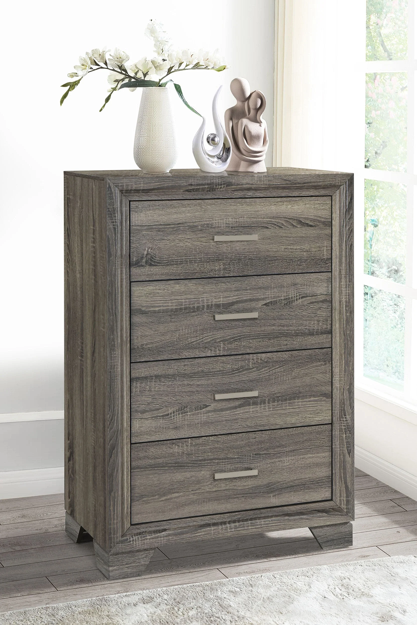 Wright 4-drawer Chest of Drawers Brown Oak - Image 3