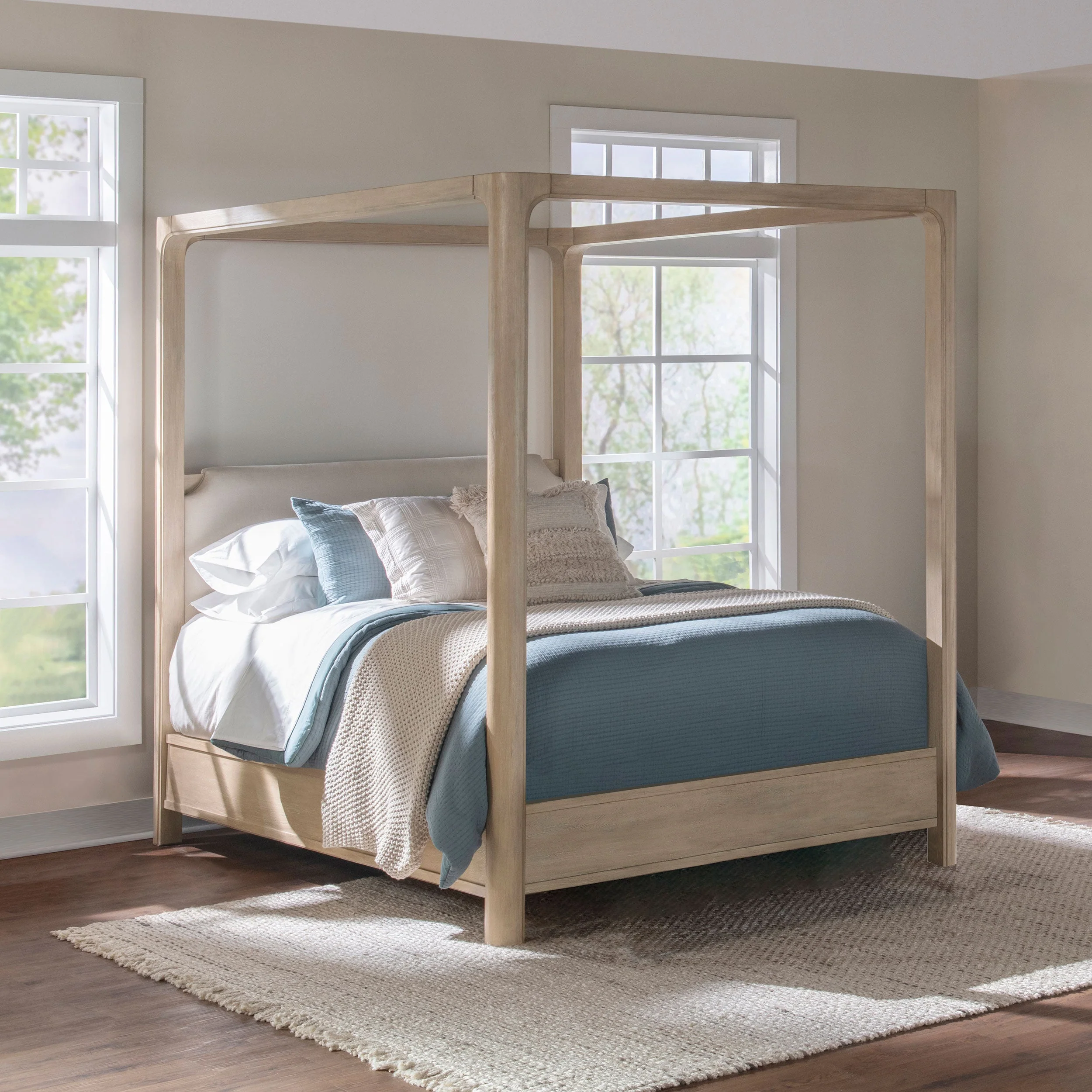Solano 85-inch Canopy Bed Weathered Mango - Image 5