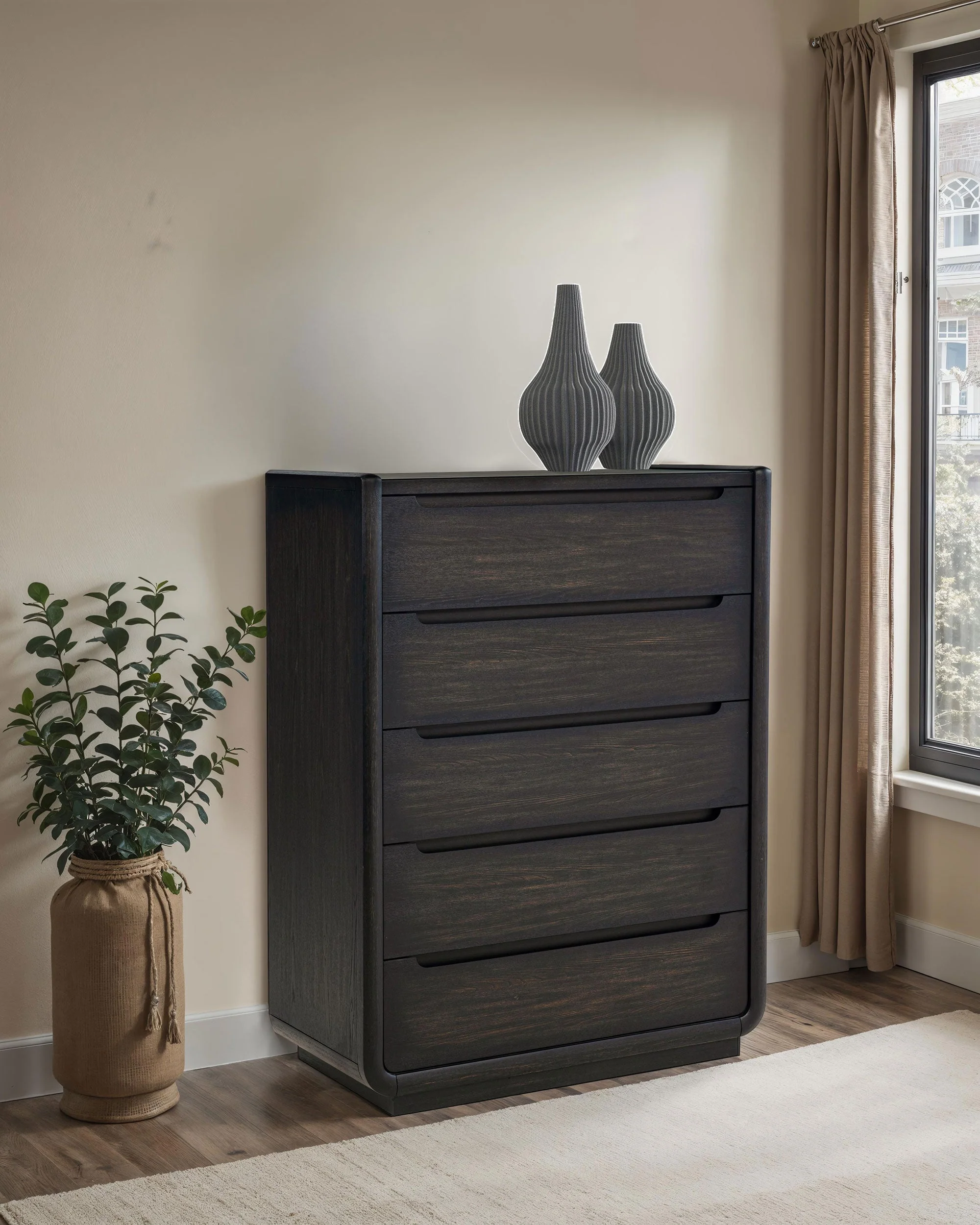 Leandro 5-drawer Bedroom Chest of Drawers Burnished Black - Image 3