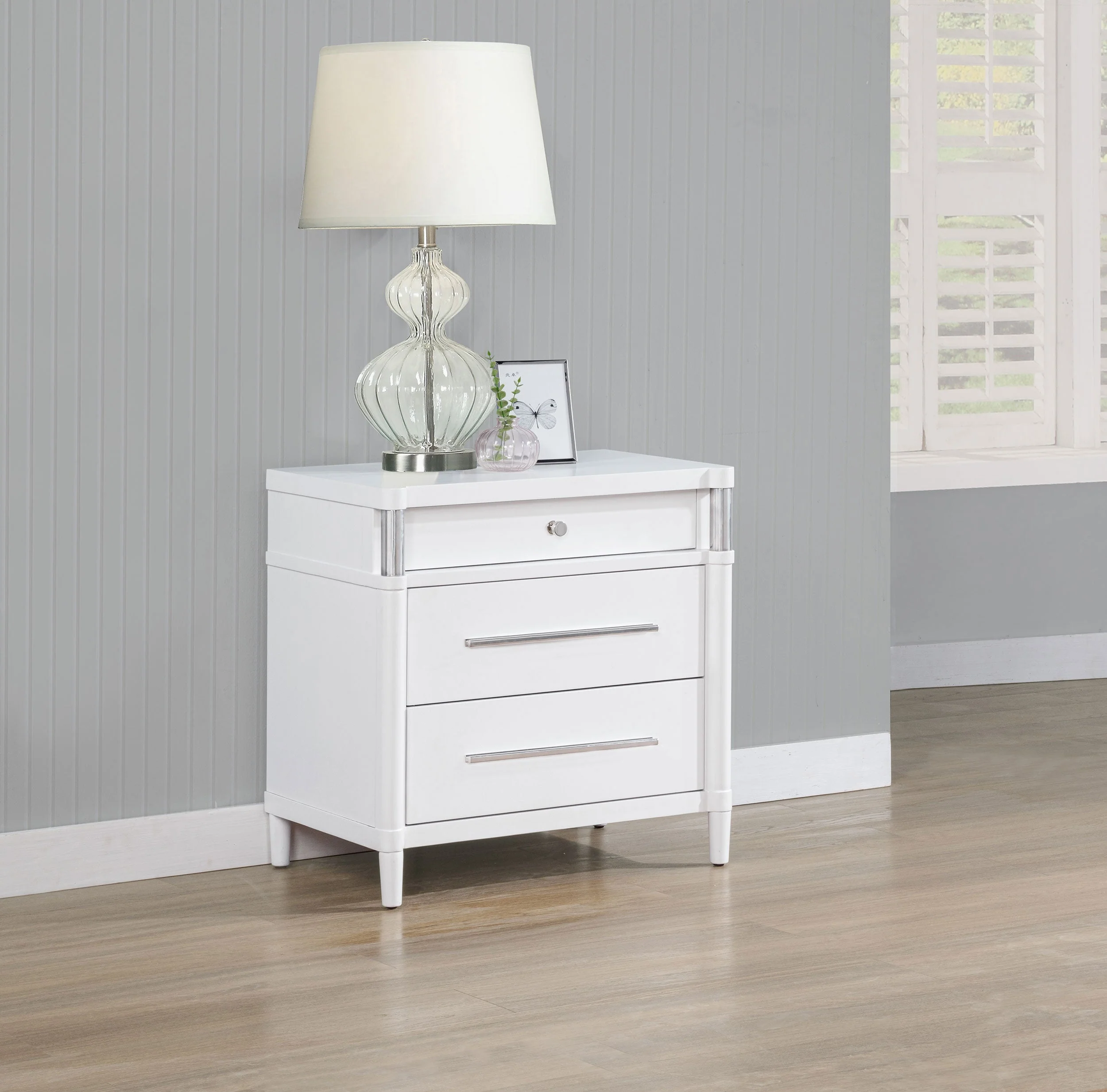 Gracemont 3-drawer Bedroom Nightstand Bedside Table White - Image 3